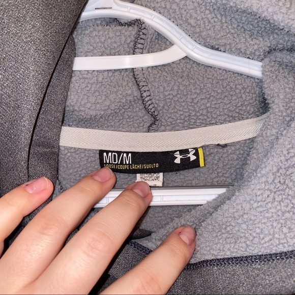 Under armour hoodie - Picture 2 of 4